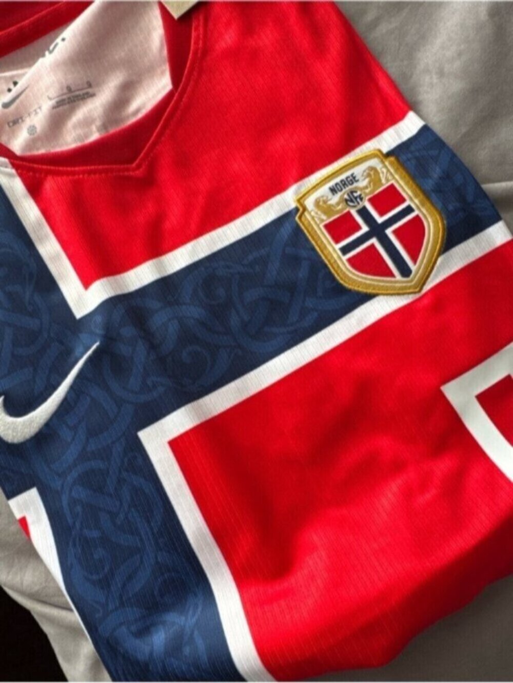 Norway Home Soccer Jersey Haaland #9 World Cup 2026 - Picture 9 of 15